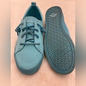 Sperry Aqua Canvas Sneakers 8.5 women’s EUC